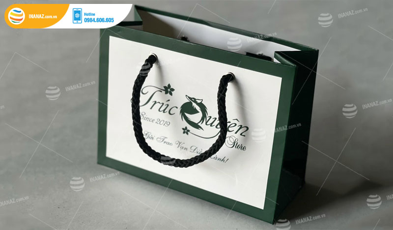 Mẫu túi giấy đựng nước hoa chuyên nghiệp cho cửa hàng Trúc Quyên