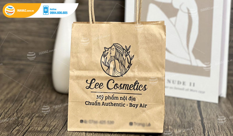 Túi giấy kraft đựng mỹ phẩm cửa hàng Lee Cosmetics