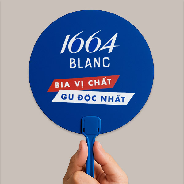 Xưởng in quạt nhựa PVC theo yêu cầu, giá tốt tại Hà Nội