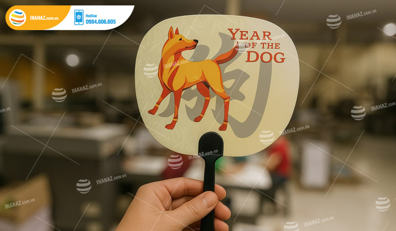 Mẫu quạt nhựa PET cầm tay