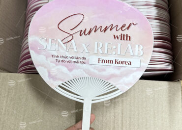 Mẫu quạt nhựa thương hiệu mỹ phẩm SENAX x RE:LAB