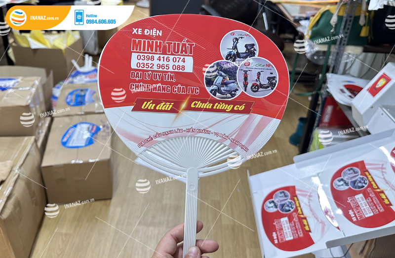 Mẫu quạt nhựa quảng cáo xe điện Minh Tuất