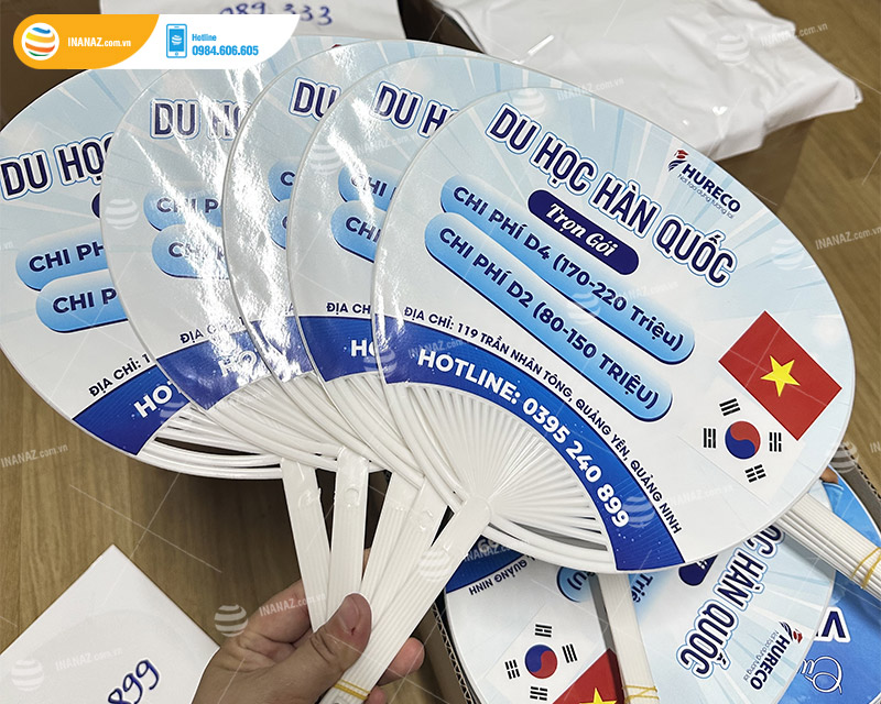 Mẫu quạt nhựa Trung tâm du học HURECO