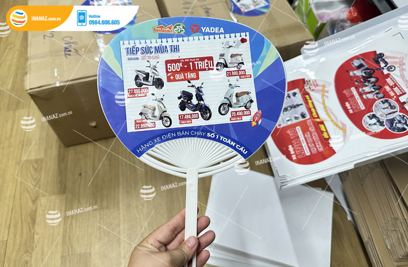 Mẫu quạt nhựa quảng cáo đại lý xe điện Mai Châu