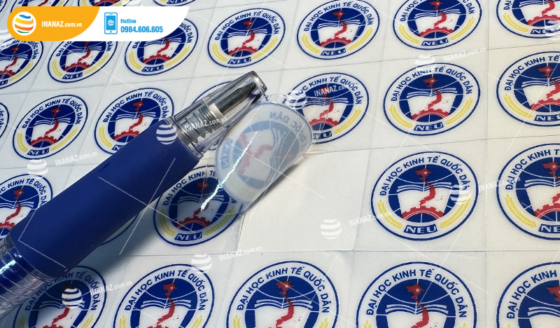 Mẫu tem decal nổi Đại học Kinh tế Quốc dân