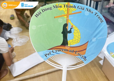 Mẫu quạt nhựa Hội Dòng Mến Thánh Giá Nha Trang